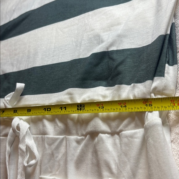 NWT Dress ๐ for beach ๐๏ธ green and white color. box 4 - Picture 12 of 14